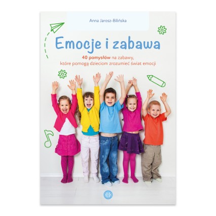 Dzieci ubrane na kolorowo cieszące się.